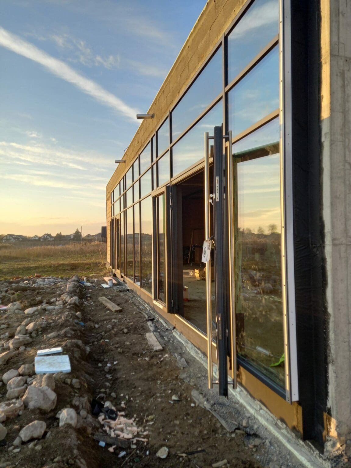 okna drzwi aluminiowe konstrukcje fasady szklane DOOR Filipek